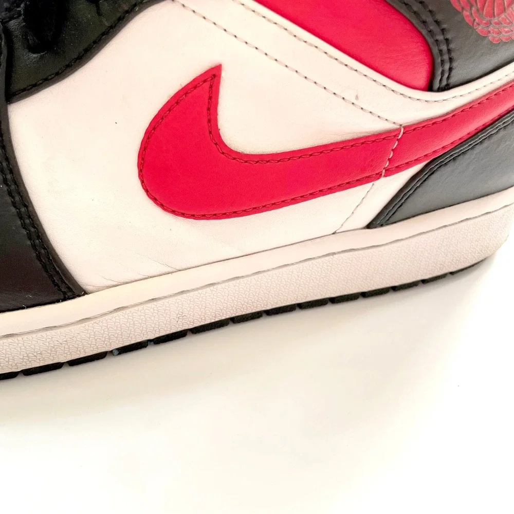 Nike Air Jordan 1 Mid Bred Toe Sneakers Black White Red Mens 11.5 Retro